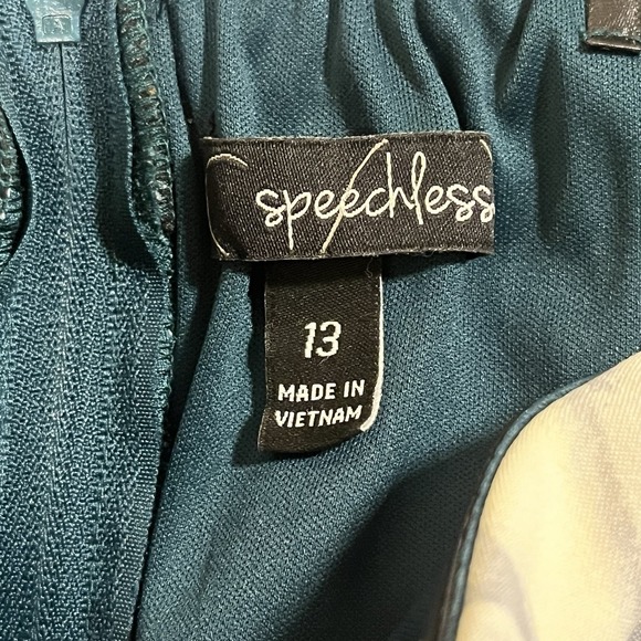 Speechless Women's High Low Gown Dress Green White Floral Strapless Sz 13 Formal - Picture 11 of 11